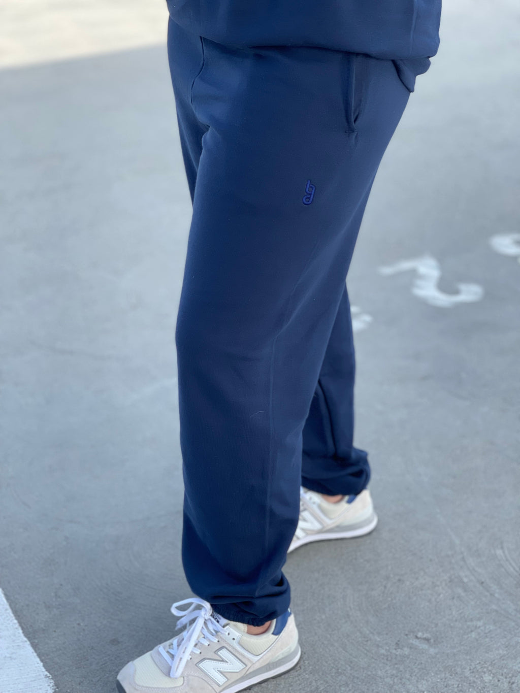 UNISEX BG SWEATPANT (NAVY)