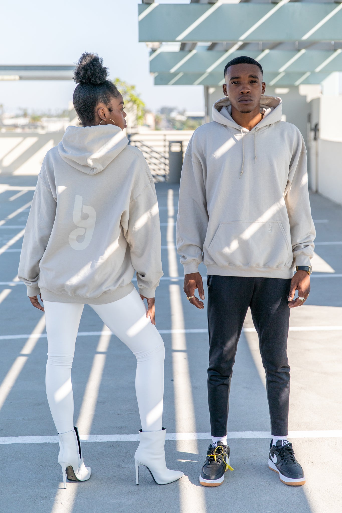 BG SAND HOODIE