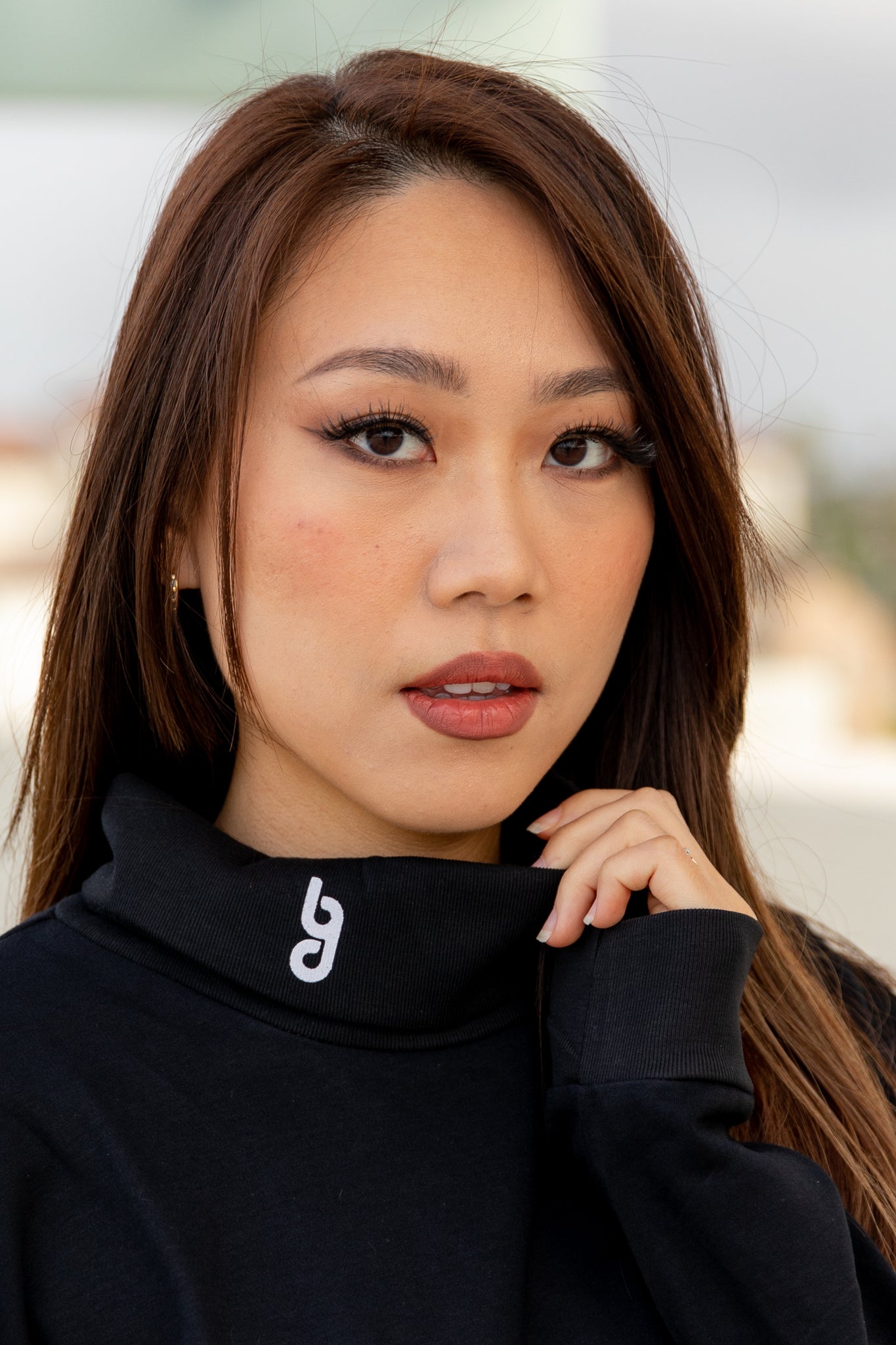 BG TURTLENECK (BLACK)